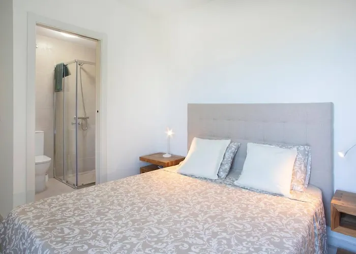 Cozy With Terrace Апартаменты *